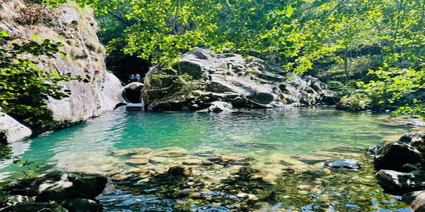 Vinho Francês Branco Louis Latour Grand Ardèche Chardonnay 750ml